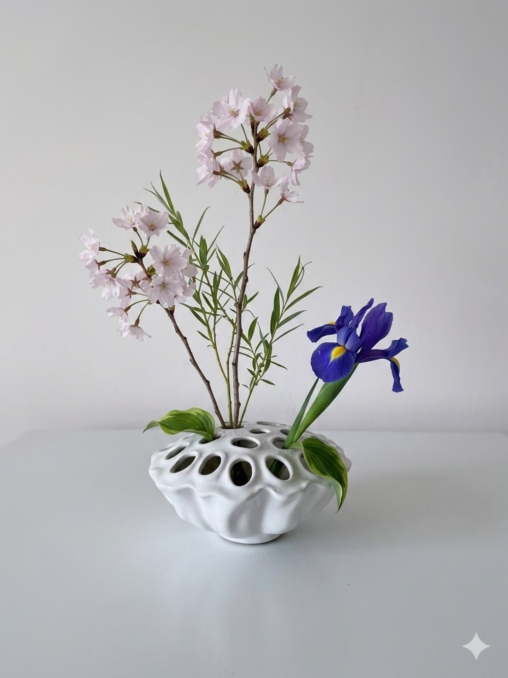 Lotus Pos Flower Frog Ceramic Porcelain Flower Vase Minimalist Chinoiserie